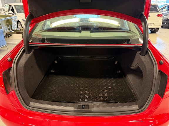 Audi A4 27 of 27
