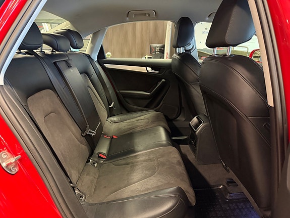 Audi A4 25 of 27