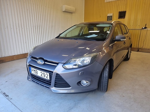 Ford Focus 2 of 7