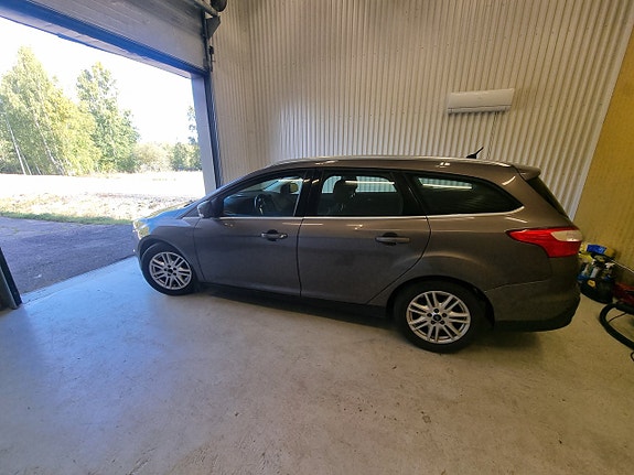 Ford Focus 5 of 7