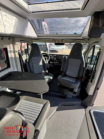 Adria TWIN SUPREME 640 SLB Långbädd 4 of 6