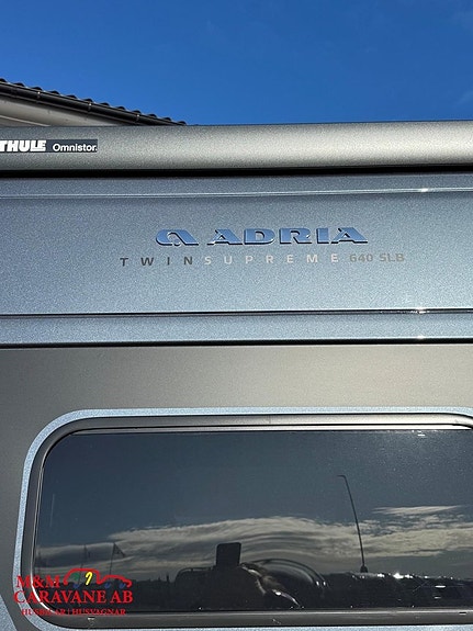 Adria TWIN SUPREME 640 SLB Långbädd 2 of 6