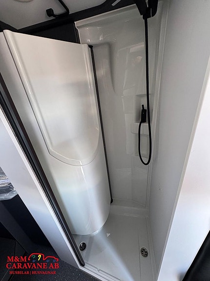 Adria TWIN SUPREME 640 SLB Långbädd 6 of 6