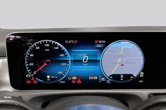 Mercedes-Benz CLA200 10 of 14
