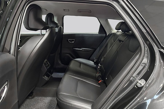 Kia K4 18 of 20