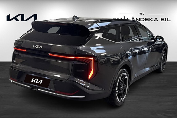 Kia K4 6 of 20
