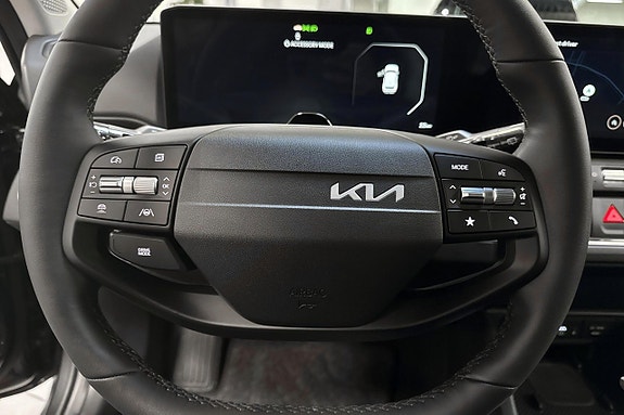 Kia K4 8 of 20