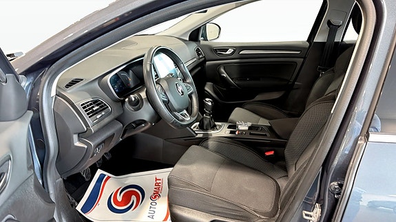 Renault Megane 14 of 16