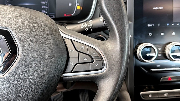 Renault Megane 10 of 16
