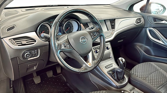 Opel Astra 10 of 11