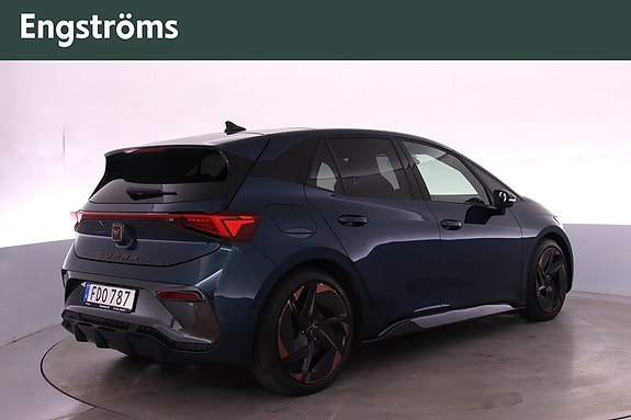 Cupra Born 3 of 17