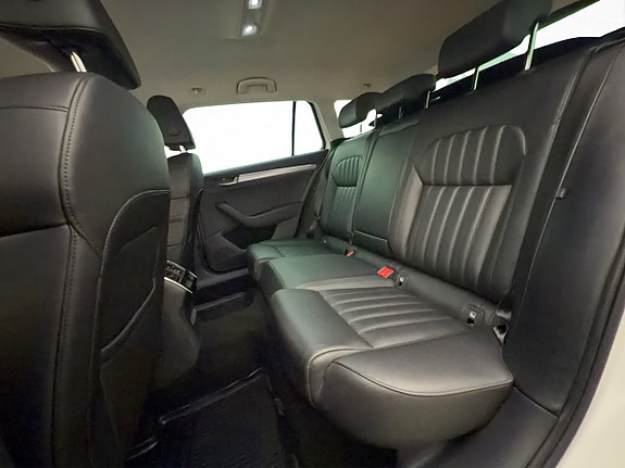 Skoda Superb 13 of 30