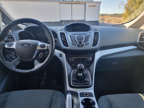 Ford C-Max 7 of 8