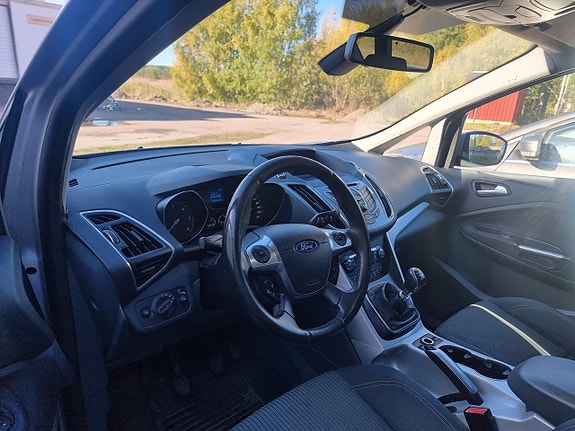 Ford C-Max 8 of 8