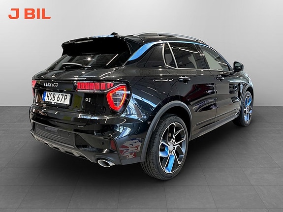Lynk & Co 01 3 of 29