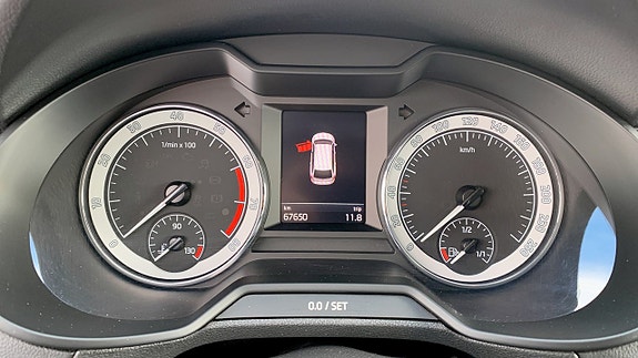 Skoda Octavia 14 of 16