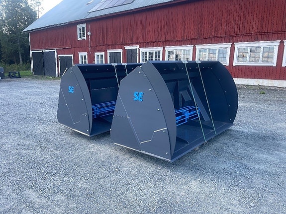 SE Equipment  Sandspridare 3,3 kubik OMG LEV - 26 2 of 6