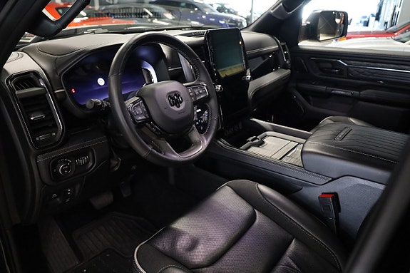 Dodge RAM 1500 12 of 24