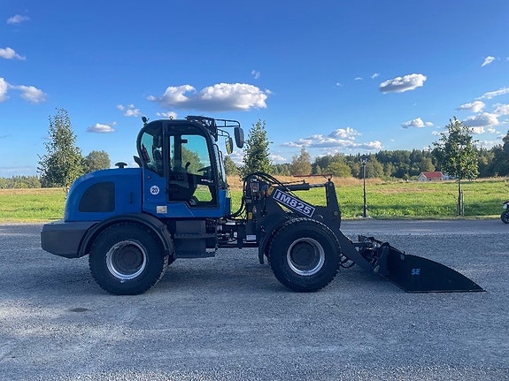 Lastmaskin HZM 825 C-Smörj, Snödäck, 30kmh 5 of 11