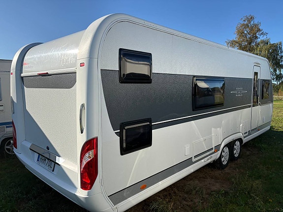 HOBBY 650 KFU PRESTIGE. AC/MOVER/GOLVVÄRME.2018 2 of 12
