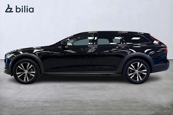 Volvo V90 Cross Country 3 of 22