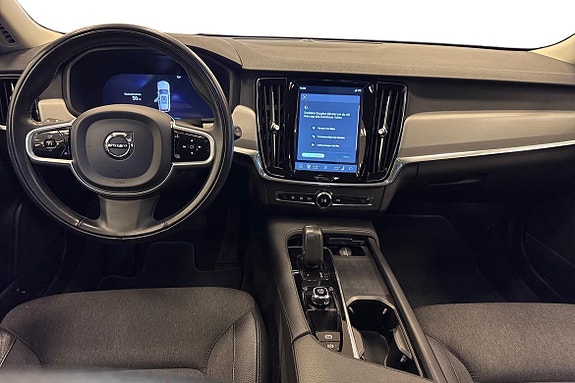 Volvo V90 Cross Country 10 of 22