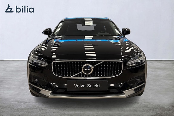 Volvo V90 Cross Country 6 of 22