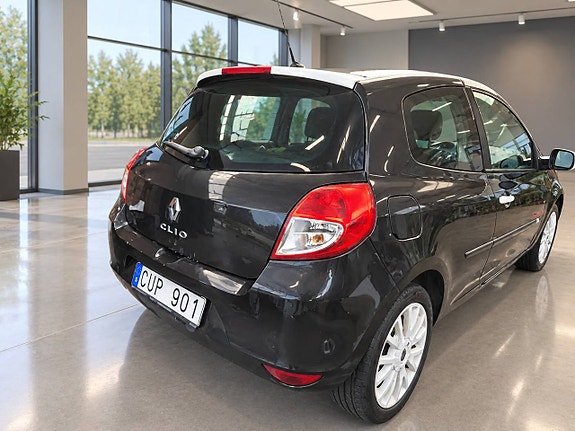 Renault Clio 3 of 4