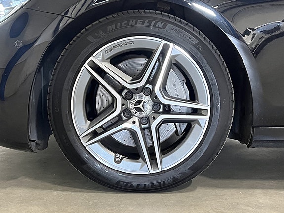 Mercedes-Benz E220 25 of 25