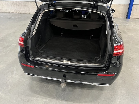 Mercedes-Benz E220 22 of 25