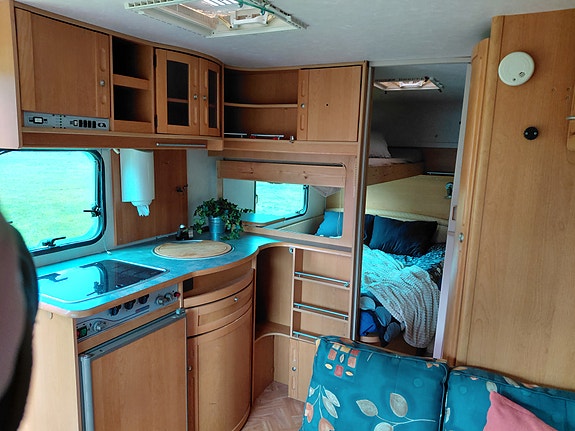 Adria UNICA B 462 DP 7 of 7