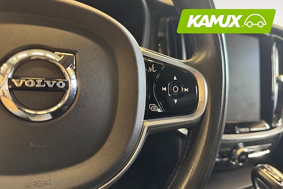 Volvo V60 Cross Country 23 of 23