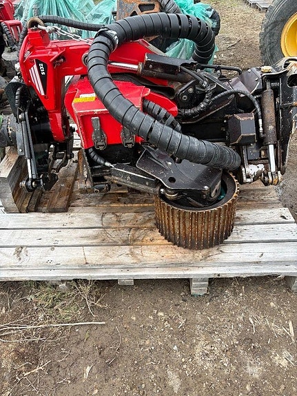 Komatsu S132