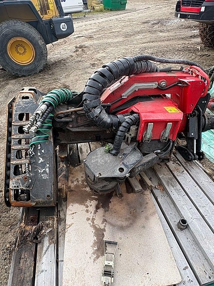 Komatsu S132