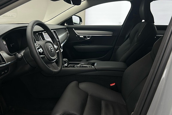 Volvo V90 10 of 29