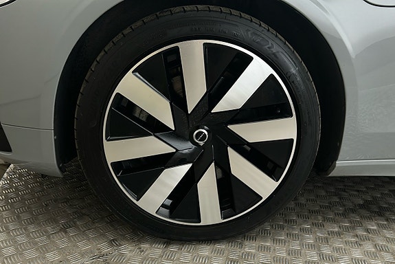 Volvo V90 12 of 29