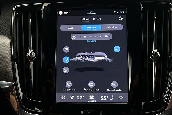 Volvo V90 24 of 29