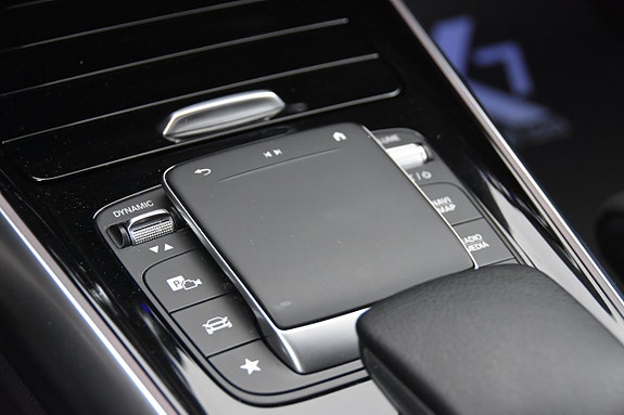 Mercedes-Benz EQA250 17 of 18