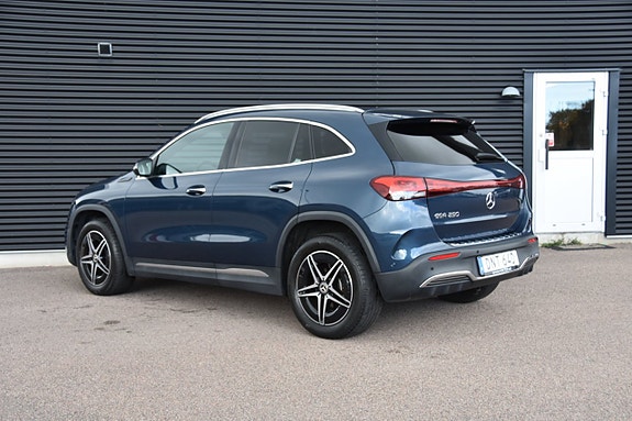 Mercedes-Benz EQA250 4 of 18