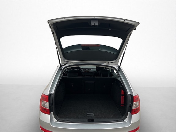 Skoda Octavia 24 of 28