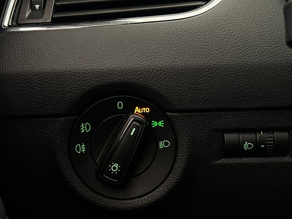 Skoda Octavia 14 of 28