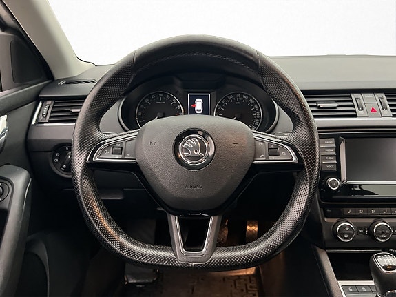 Skoda Octavia 13 of 28