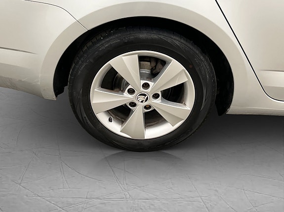 Skoda Octavia 27 of 28
