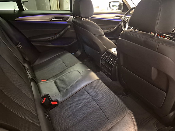 BMW 520d 11 of 16