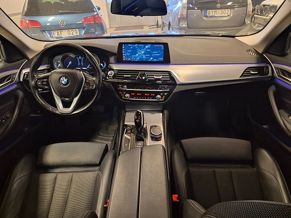 BMW 520d 8 of 16