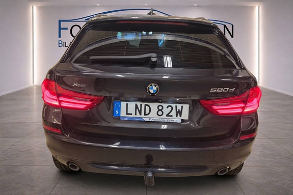 BMW 520d 5 of 16