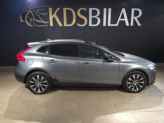 Volvo V40 Cross Country 4 of 14