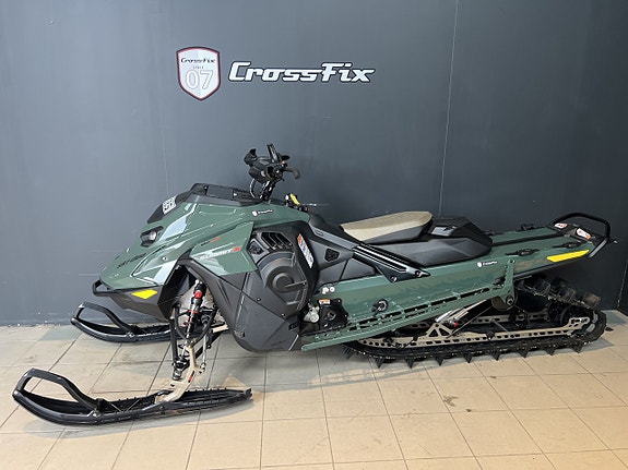 Ski-Doo Summit X with Expert Pkg 850 E-TECTurbo R 154in3900mm 3.0in 76mm Powder