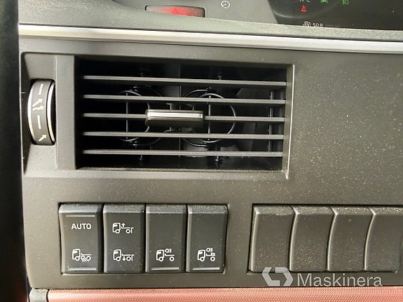 Timmerekipage Volvo FH 64 750 24 of 27