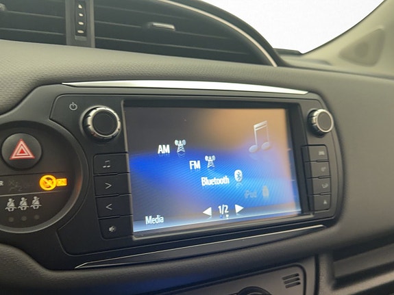 Toyota Yaris 20 of 30